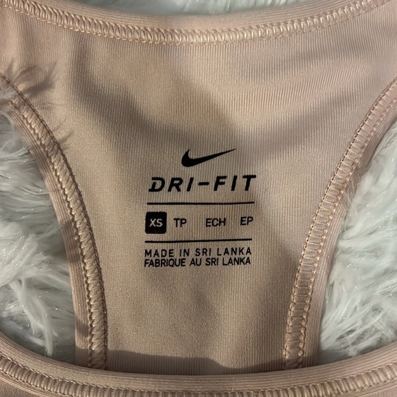 Nike Dri Fit Racerback Sports Bra Logo Pink Sparkly Swoosh On Back Size XS - Picture 3 of 3